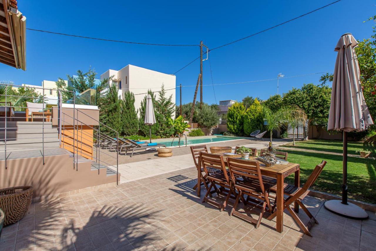 Rea'S Sea House Kato Galatas Exterior foto