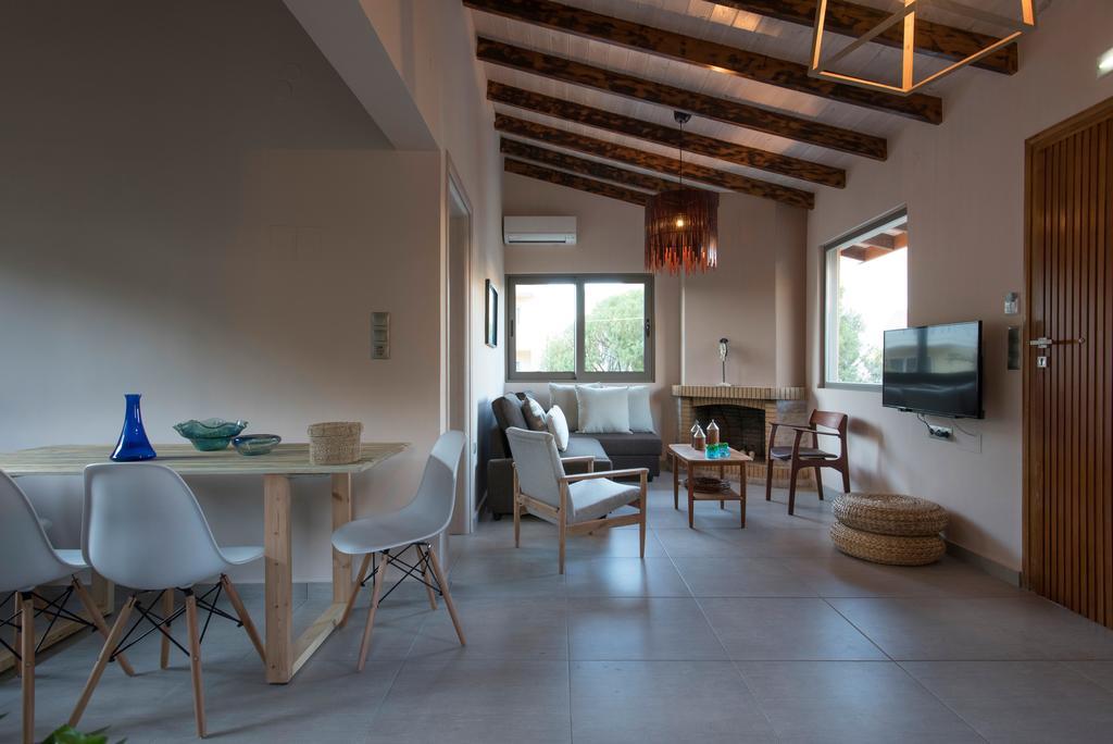 Rea'S Sea House Kato Galatas Exterior foto